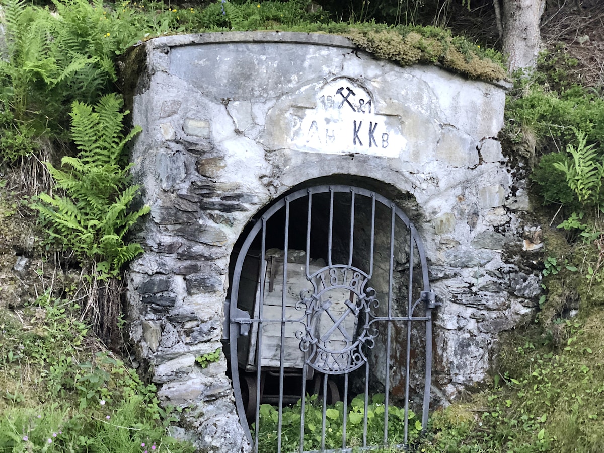 0.35 Ruine Kupferbergbau