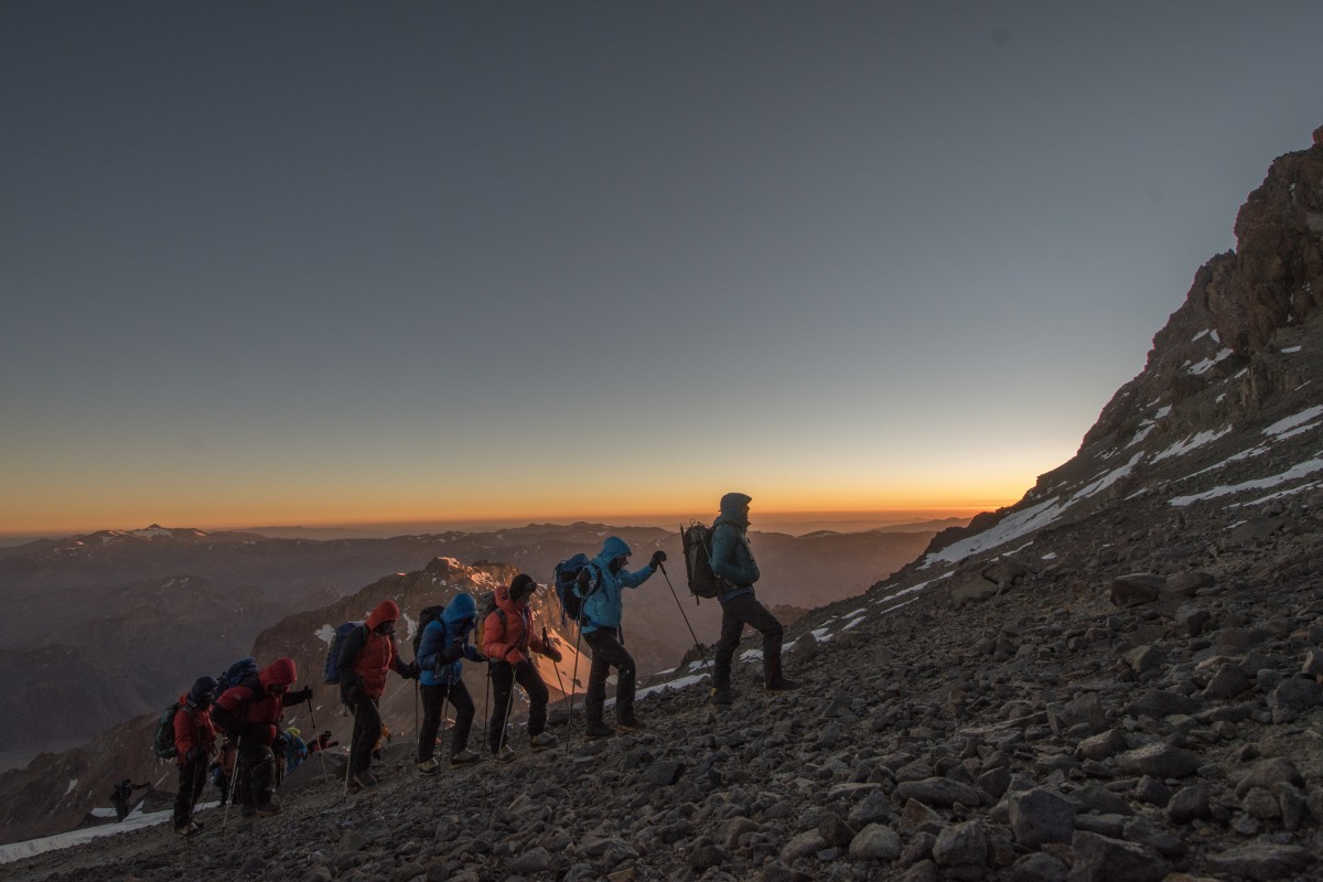 <p>Andenglühen: Der Sonnenaufgang belohnt fürs frühe Aufstehen um 4 Uhr am Gipfeltag.</p>