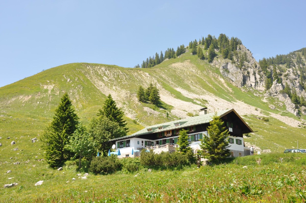 Die Schönfeldhütte in den Bayerischen Voralpen