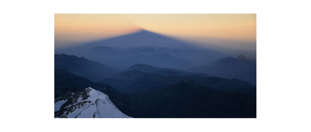 Der Schatten des Mont Blanc