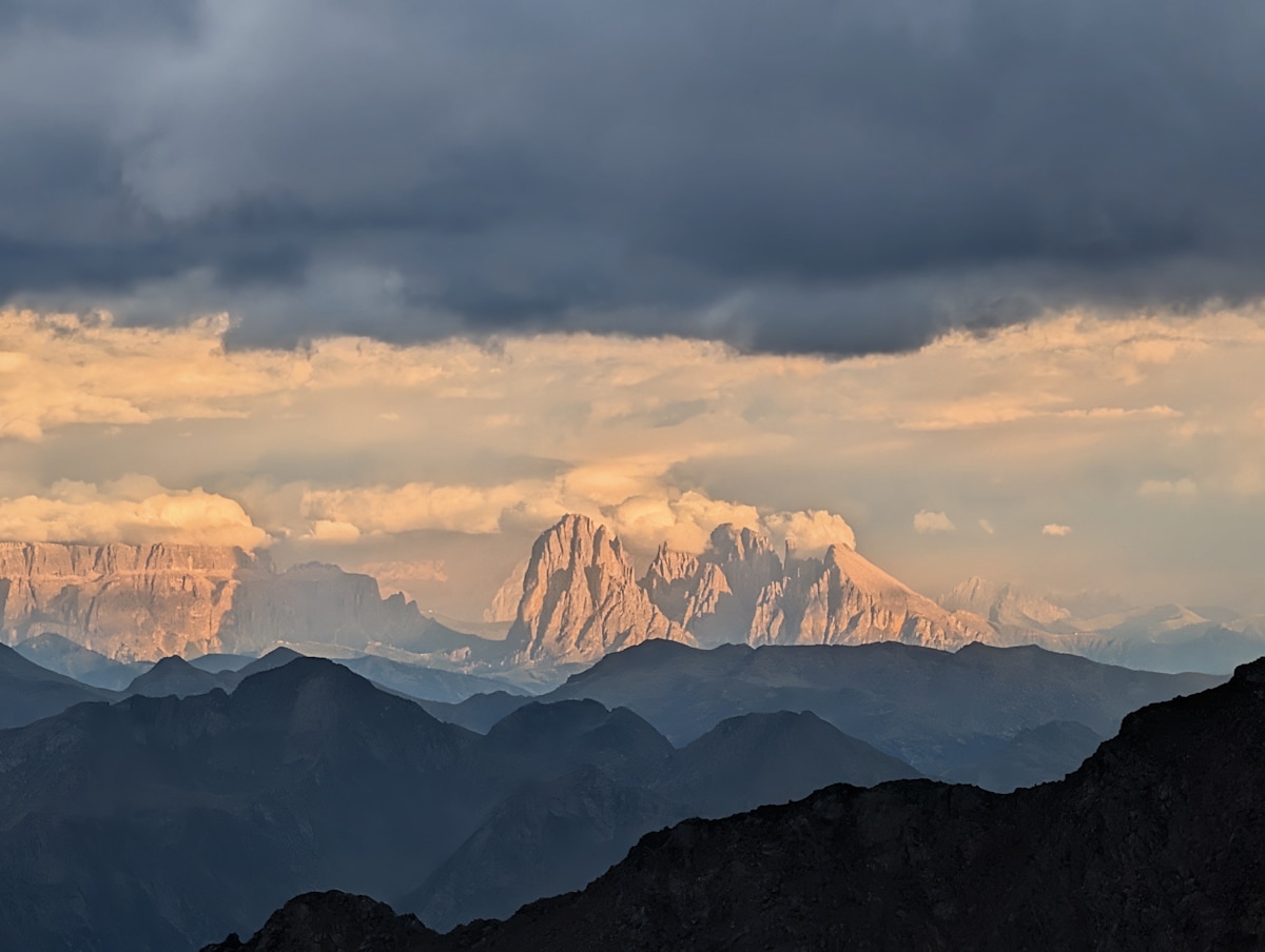 Dolomiten in Flammen