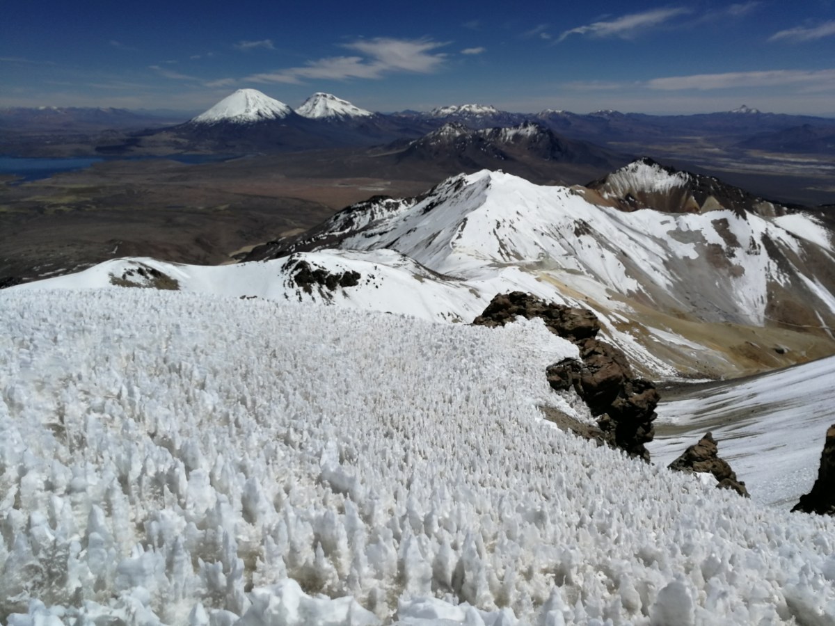 Blick nach Chile vom Acotango