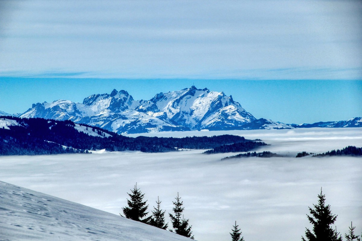 Nebelmeer unterhalb des Säntis