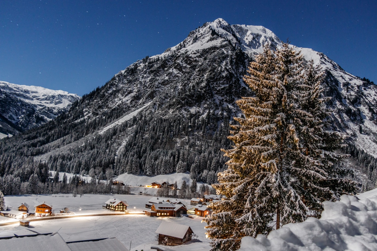 Nacht in den Alpen