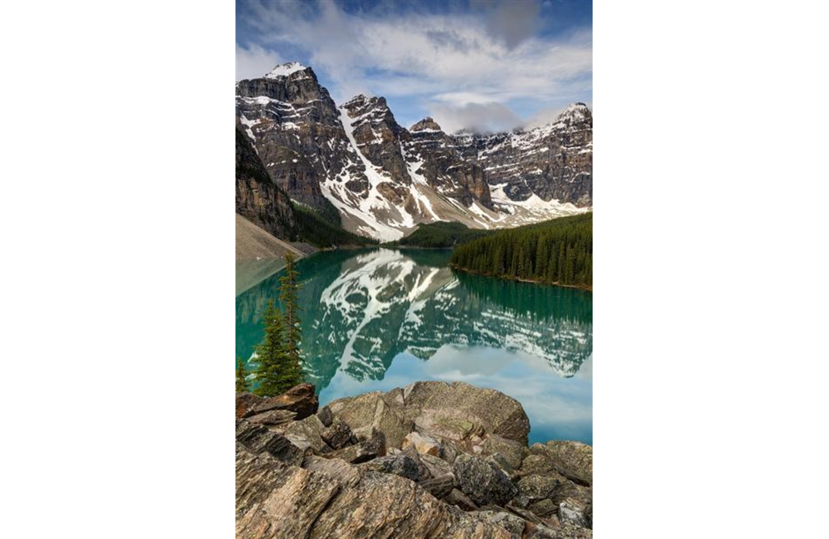Reflektionen am Moraine Lake (Kanada)