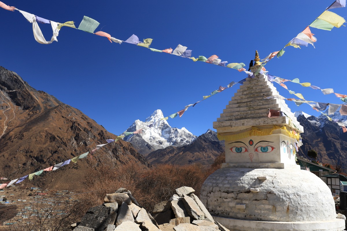 Ama Dablam and Stupa