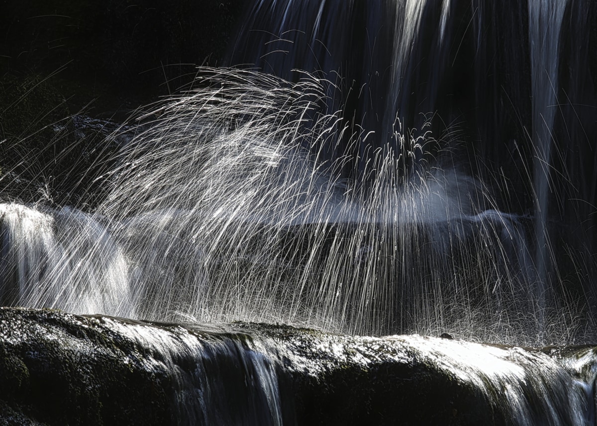 Wasserfall und Licht