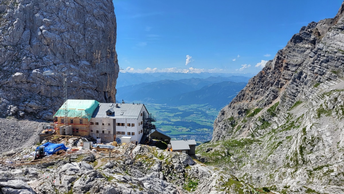 Riemannhaus - Hochalpine Baustelle