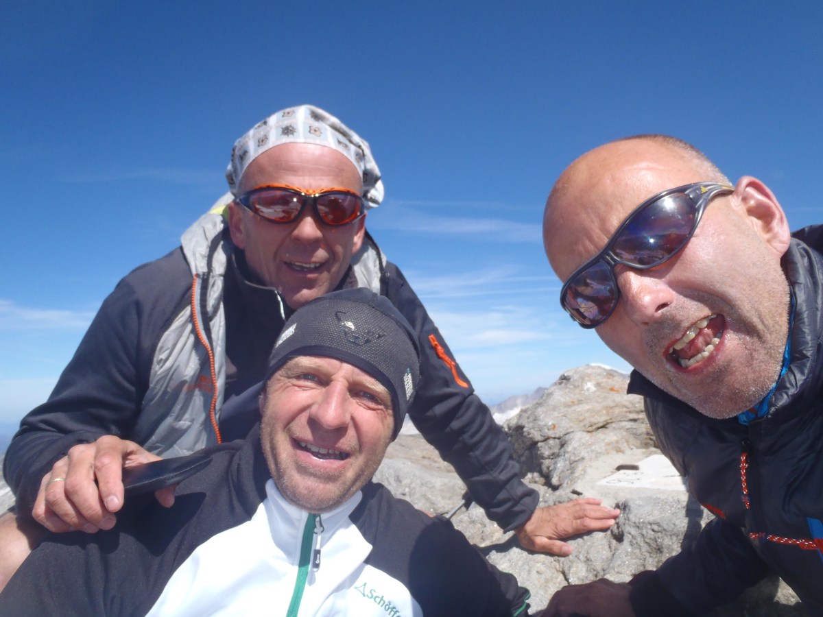 Drei Freunde auf dem Gipfel
