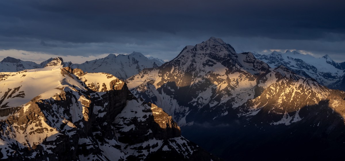 Sonnenaufgang in Stubaier Alpen