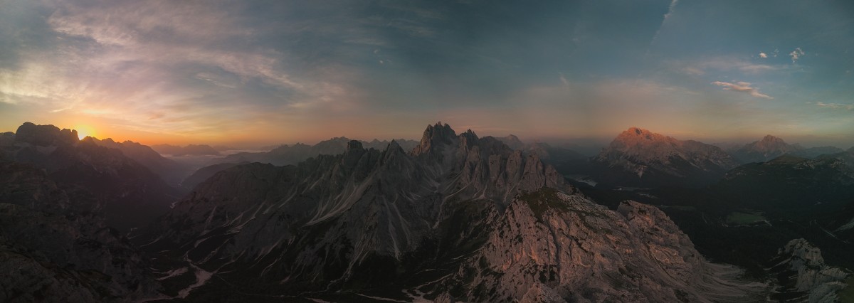 Sonnenaufgang in den Dolomiten