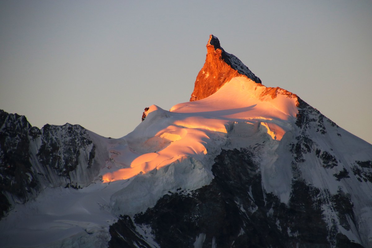 Morgenrot am Zinalrothorn