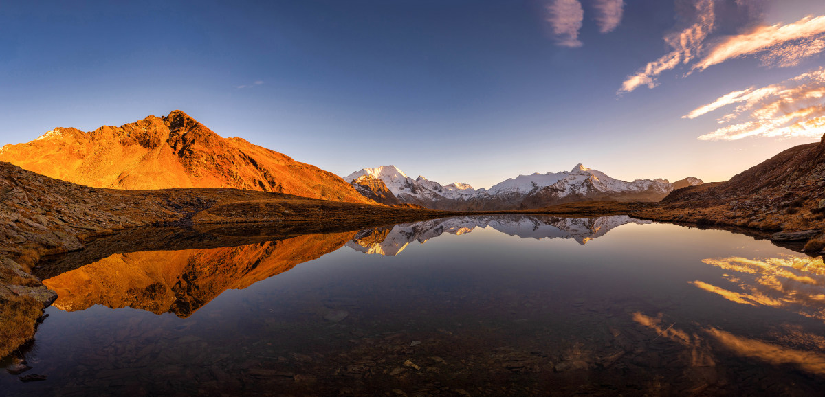 Sonnenuntergang am Bergsee