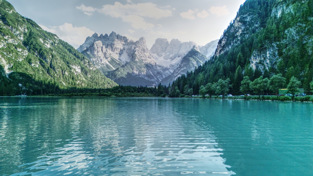 Türkisnes des Dürrensee mit Monte Cristallo