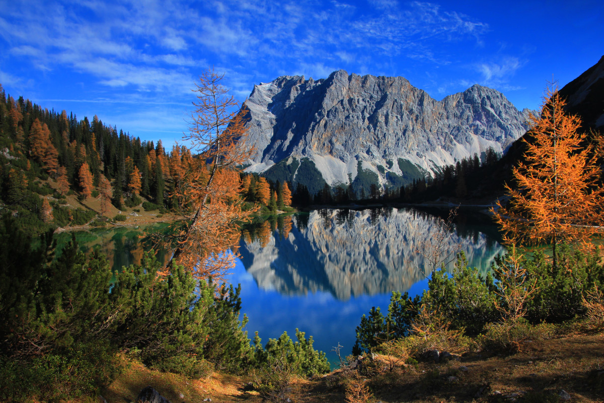 Spiegelung im Bergsee