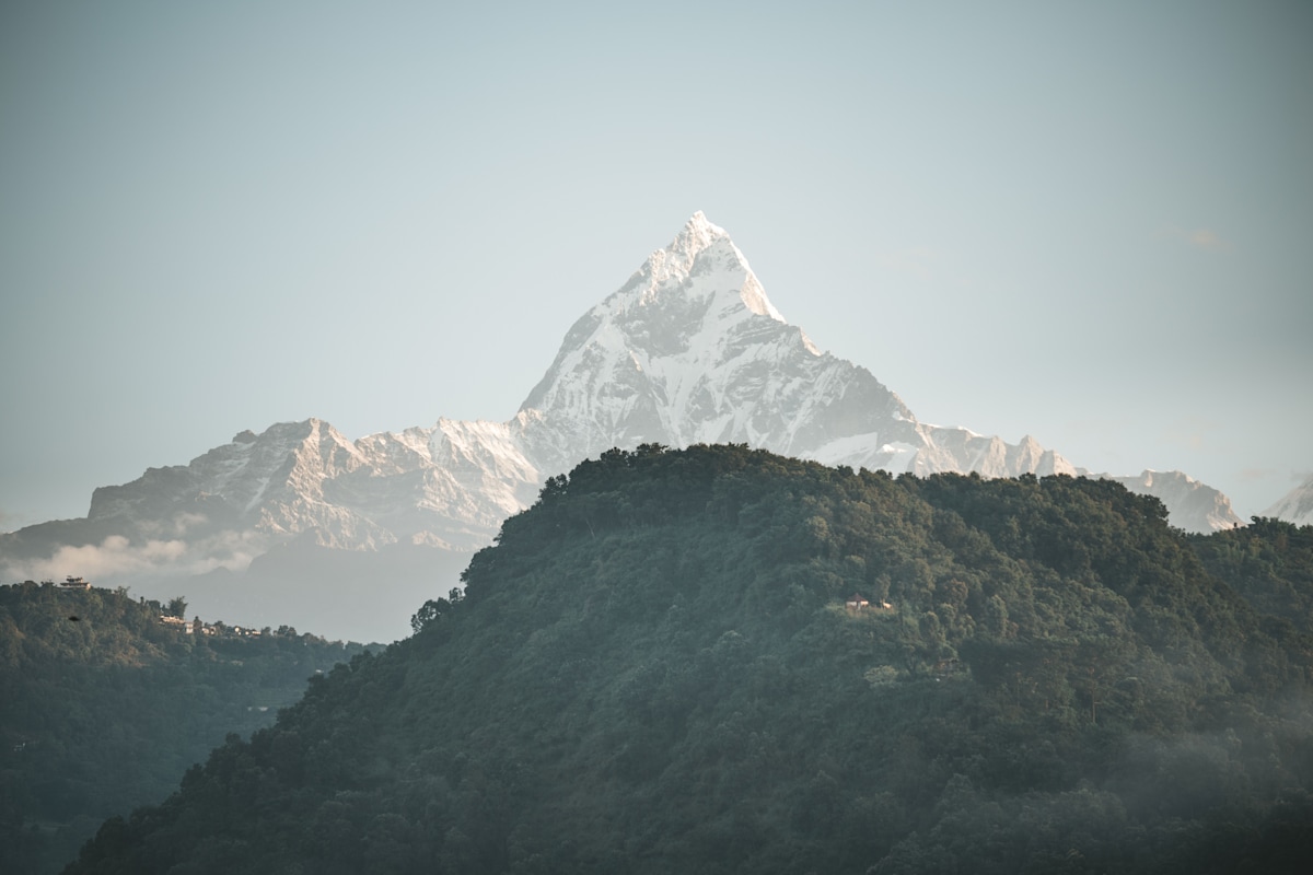 der einsame Berg