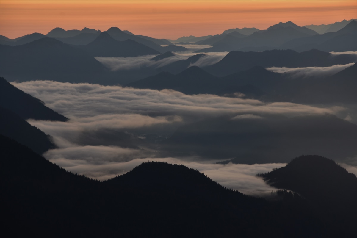 Sonnenaufgang mit Fernsicht