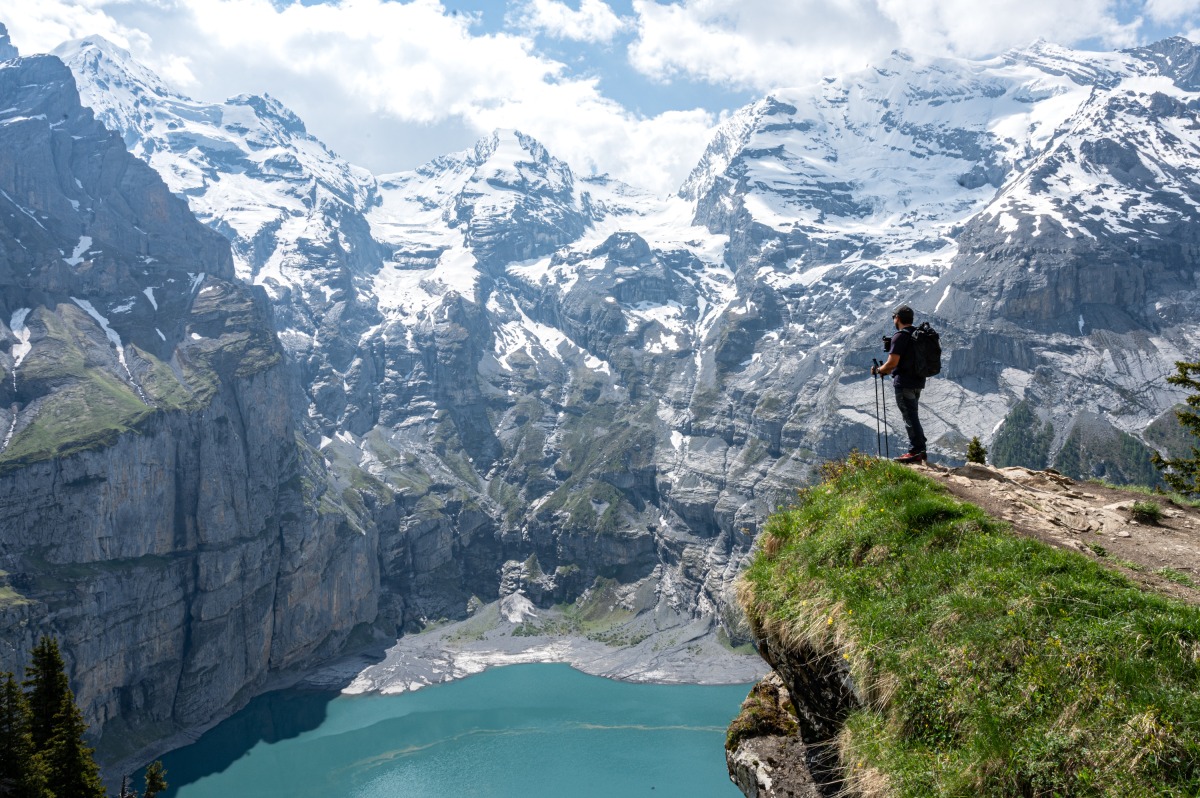 Hoch über dem Oeschinensee