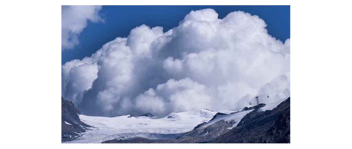 Kontraste - Seilbahn : Wolken