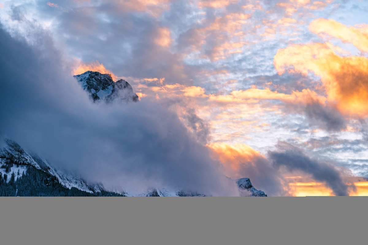 Wunderschöne Wolkenstimmung an der Zugspitze