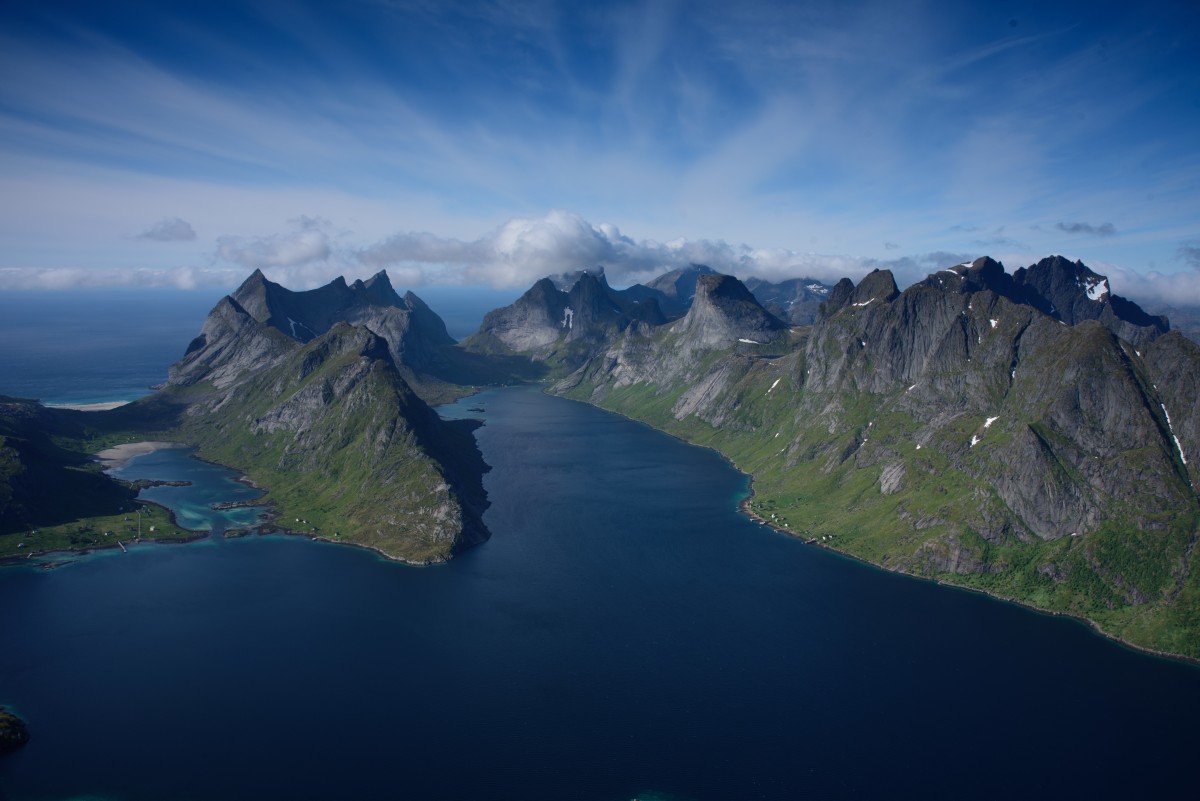 Hoch über dem Kjerkfjorden