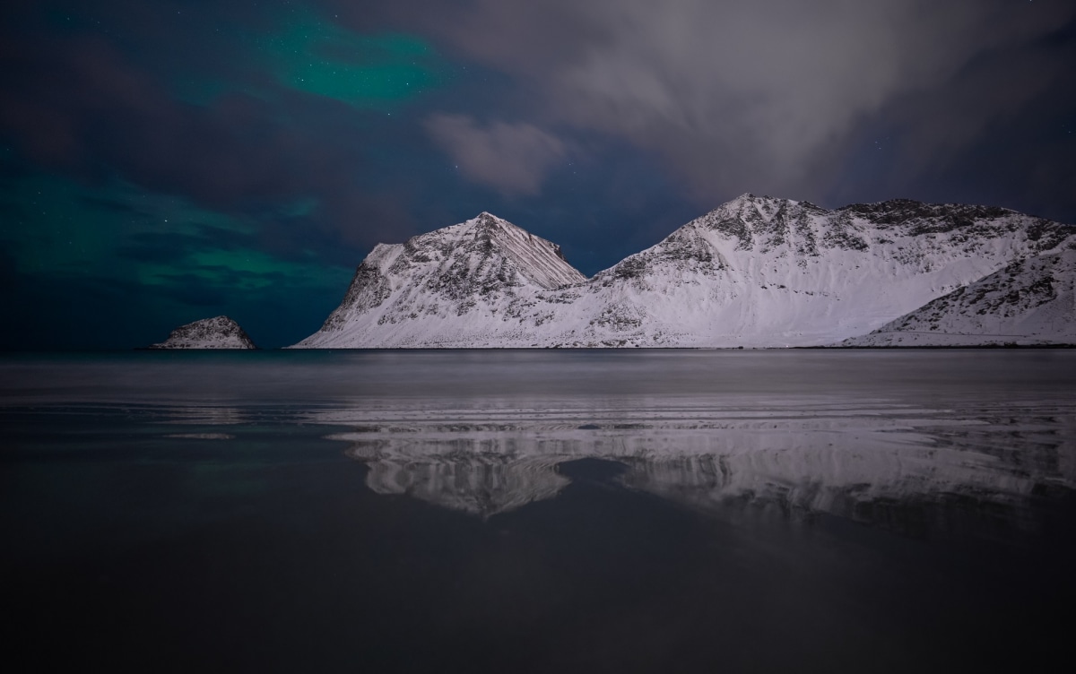 Versteckte Polarlichter über Haukland