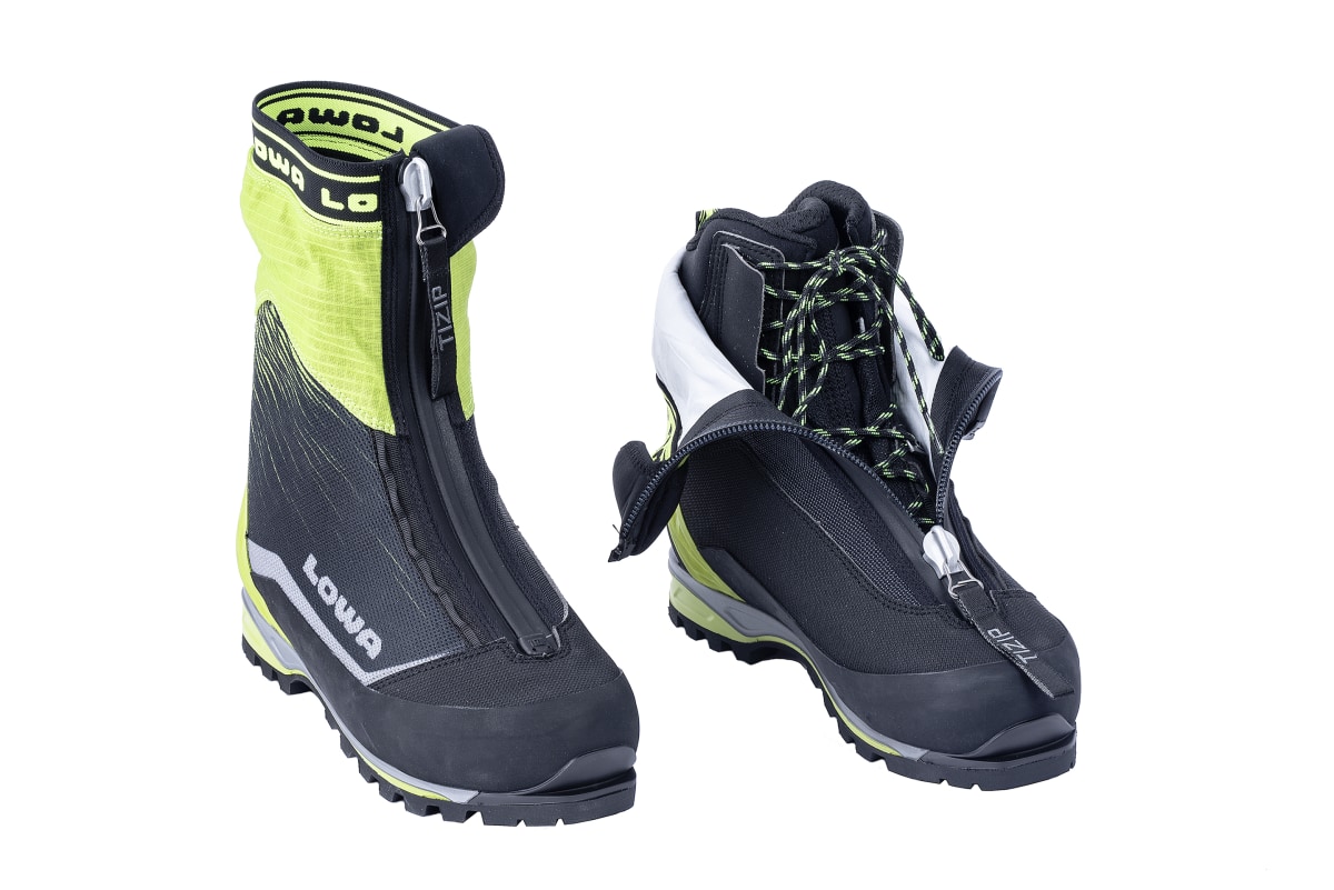 Lowa alpine ice shop