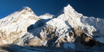 Everest: Zwei mongolische Bergsteiger vermisst