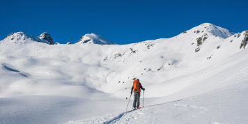 Die besten Berg-Apps für Ski- und Schneeschuhtouren
