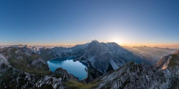 Bilder beim Fotowettbewerb "Berge im XXL-Format" einreichen und Jacke im Wert von 350 Euro gewinnen!