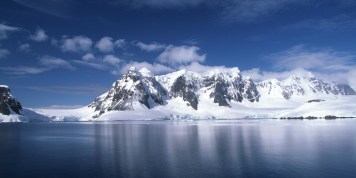 Mount Vinson: Der höchste Berg von Antarktika