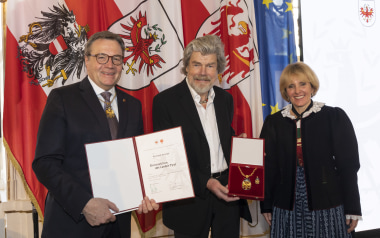 Messner erhält Tiroler Ehrenzeichnen