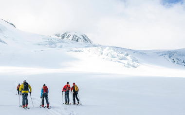Weitläufige Gletscherlandschaften erwarten euch auf dem Weg zur Wildspitze.