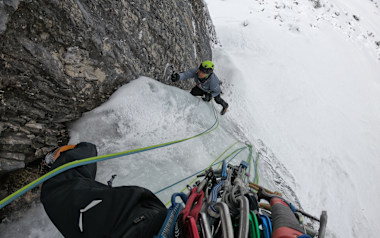 Martin Sieberer & Simon Messner gelingt Erstbegehung der Eiskletter-Route "Eremit" 