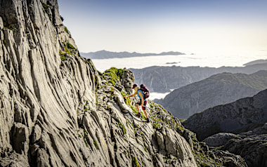 Picos de Europa: Wilde Gipfel, urige Almen & Bergabenteuer