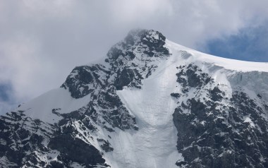 Ortler: Bergsteiger überlebt 200-Meter-Absturz