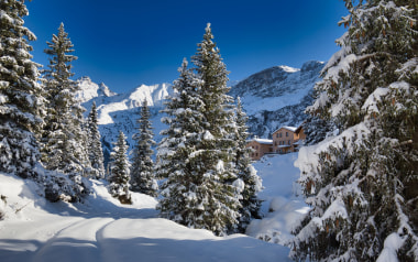 Zehn Alpenvereinshütten für Skitourengeher