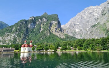 St. Bartholomä, beliebtes Postkartenmotiv am Königsee