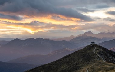 ALPIN-PICs im Juli: Fotowettbewerb "Meine liebste Hütte": Die Siegerbilder der Community