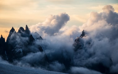 ALPIN-PICs im November: Mystische Bergwelt - Nebel- und Wolkenstimmungen