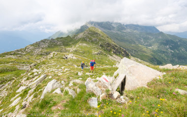 Wanderung von den Monti di Saurù nach Landarenca im Tessin