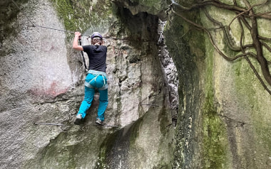 Im Klettersteig Rio Sallagoni 