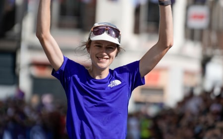 Gewinnerin des UTMB 2024: Katie Schide 