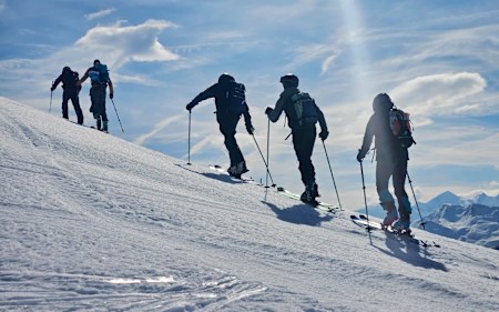 ALPIN-Tiefschneetage: Firn, Freeride und viel Freude in Fieberbrunn