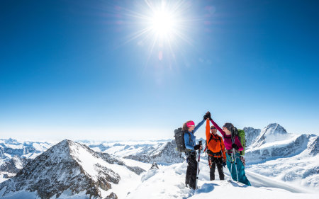 Auf das Mittelhorn: Skitourentipp in den Berner Alpen