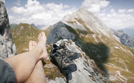 Bergtouren: Was tun gegen schmerzende Fußsohlen?