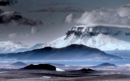 ALPIN-PICs im Dezember: "Bergbilder aus aller Welt"