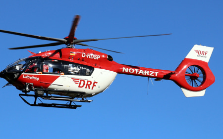 Rettungshelikopter im Einsatz (Symbolbild)