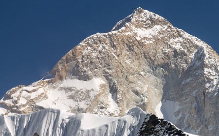 Winterbesteigung des Makalu endet mit Toten und Vermissten