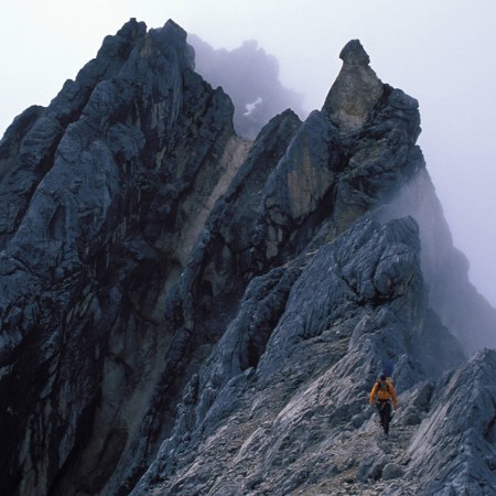 Carstensz-Pyramide: Der höchste Berg Ozeaniens